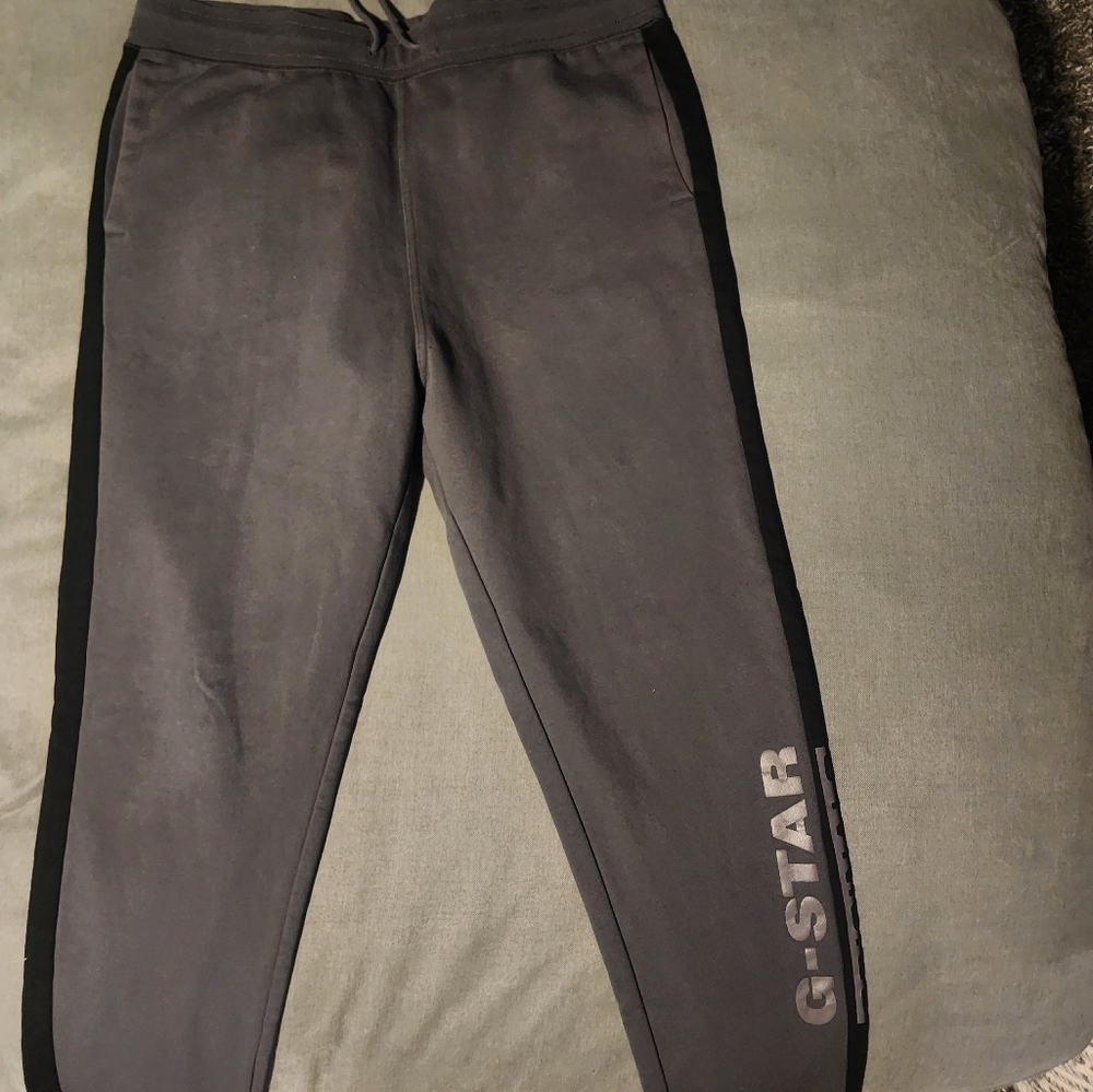 sweat pants